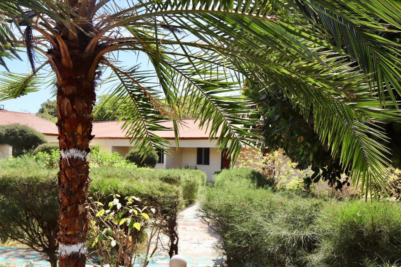 Yuna Village Garden Resort Tubaya Esterno foto