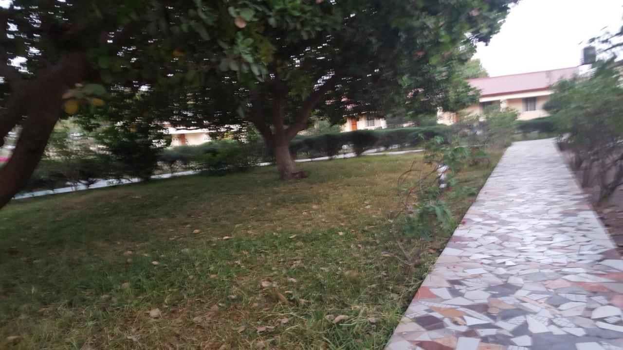Yuna Village Garden Resort Tubaya Esterno foto