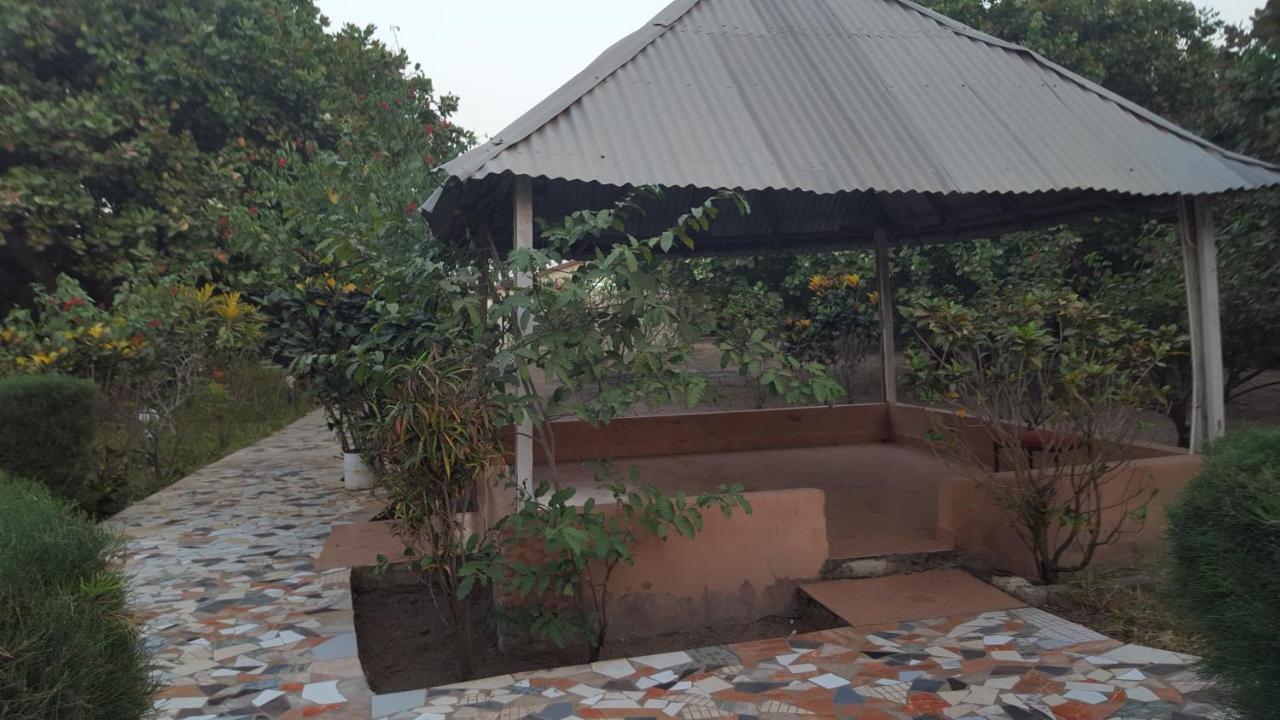 Yuna Village Garden Resort Tubaya Esterno foto